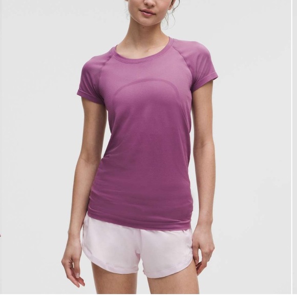 lululemon athletica Tops - lululemon Swiftly Tech Short-Sleeve Shirt 2.0 Hip Length